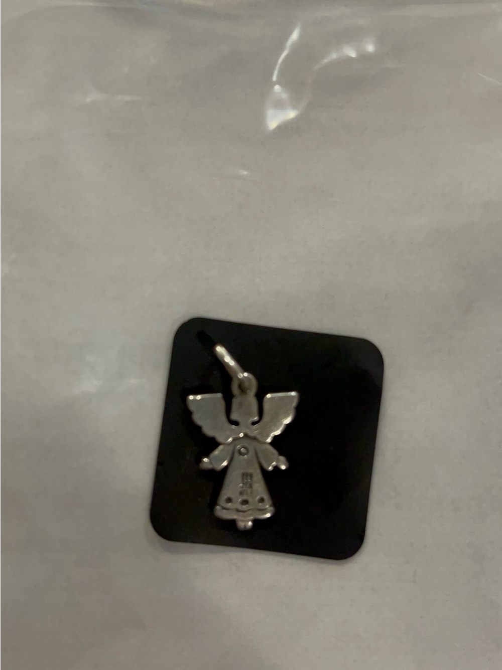 Retired James Avery Angel sterling silver pendant - Picture 2 of 2